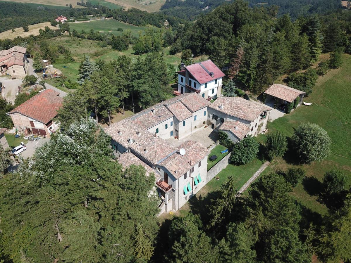 La Corte Bonomini Bed & Breakfast Neviano degli Arduini ภายนอก รูปภาพ