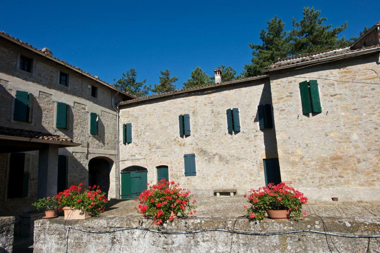 La Corte Bonomini Bed & Breakfast Neviano degli Arduini ภายนอก รูปภาพ